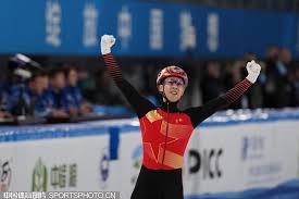 详解棒球规则中的外野手站位布阵规则限制三人外野的战术演变